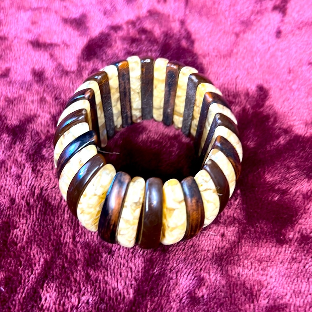 Brown and tan bracelet bangle - Picture 1 of 2
